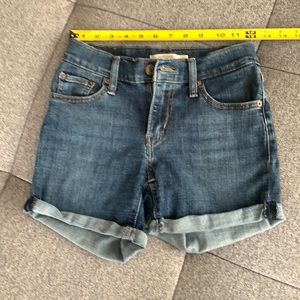 Levi’s jean shorts